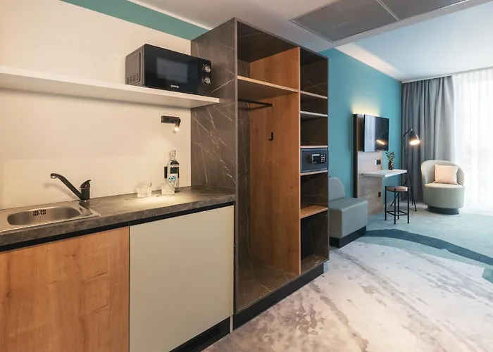 - The Niu, Cure By Ihg Hotel 3*