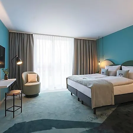- The Niu, Cure By Ihg Szálloda Erlangen