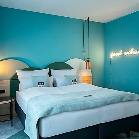 - The Niu, Cure By Ihg 3*