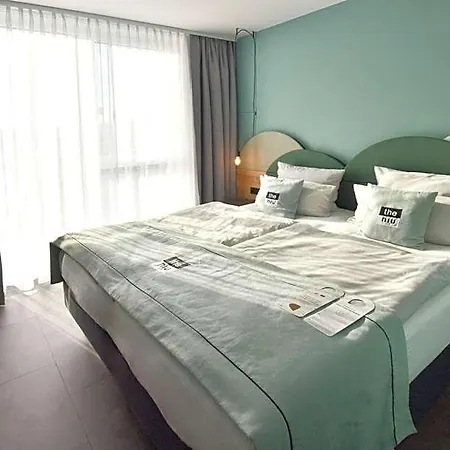 - The Niu, Cure By Ihg فندق إرلانجن